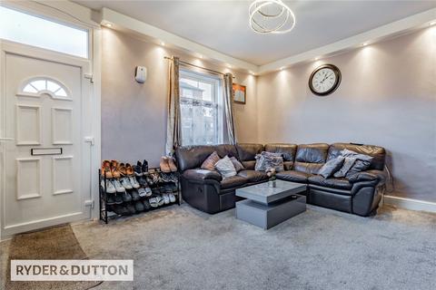 3 bedroom end of terrace house for sale, St. Martins Street, Castleton, Rochdale, Greater Manchester, OL11