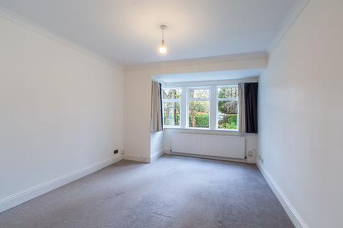 undefined, Leeds LS8