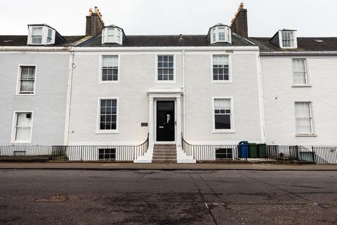 Healthcare facility to rent, 21 Wellington Sq Ayr KA7 1EZ