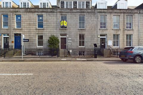 Office to rent, 17 Albert St Aberdeen AB25 1XX