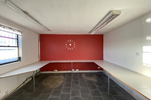 Distribution warehouse to rent, Commercial Quay Aberdeen AB11 5PH