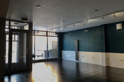 Retail property (high street) to rent, 22D Bridge St Banchory AB31 5SX