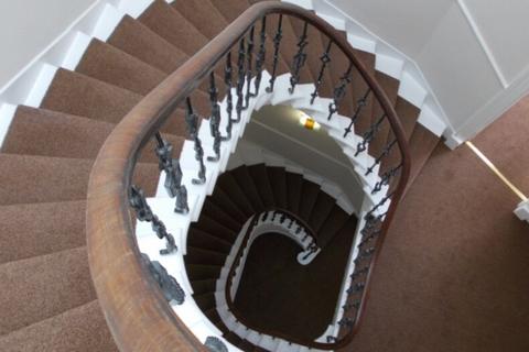Office to rent, 2 Coates Cres Edinburgh EH3 7AL