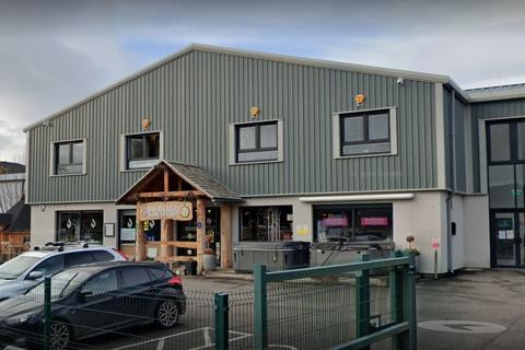 Industrial unit to rent, Dalfaber Dr Aviemore PH22 1ST