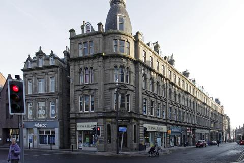 Retail property (high street) to rent, 93 Commercial St Dundee DD1 2AF