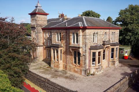 Mixed use for sale, 3 Carruth Dr Kilmacolm PA13 4HR