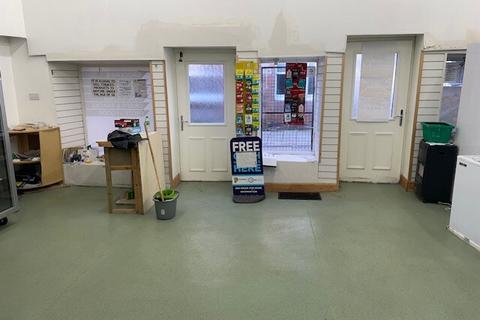 Retail property (high street) for sale, 13-17 Roods Kirriemuir DD8 4EZ