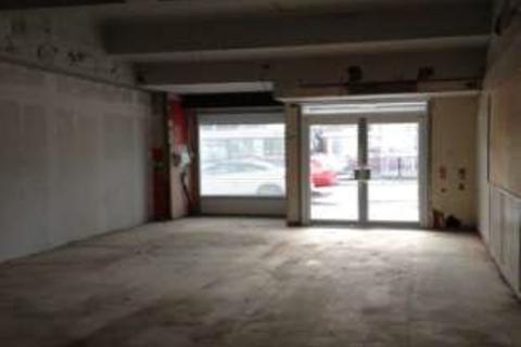 Retail property (high street) to rent, 114-118 Manse Rd Newmains ML2 9BD