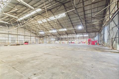 Warehouse to rent, Airfield Rd Evanton IV16 9XQ