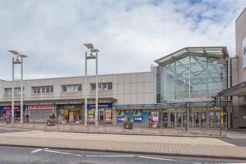 Retail property (high street) to rent, Regent Way Hamilton ML3 7DZ