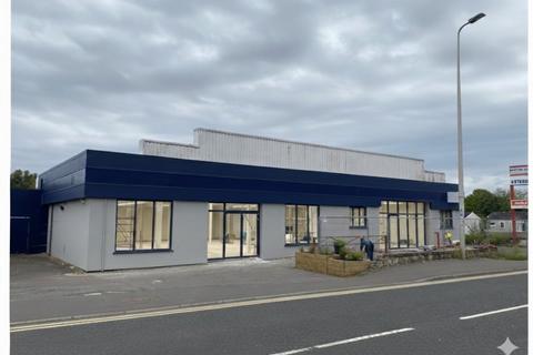 Industrial unit to rent, 97 Crieff Rd Perth PH1 2QB