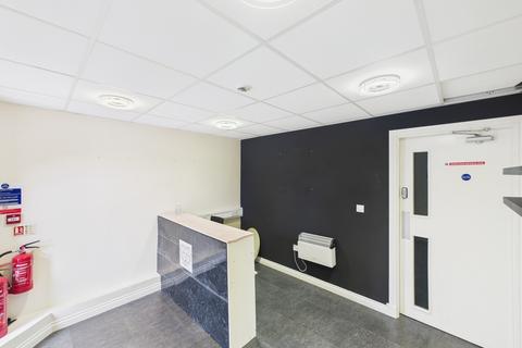 Warehouse to rent, 10 Crossgates Larkhall ML9 1DL