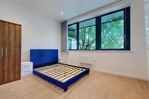 1 bedroom flat to rent, Riverbank Way