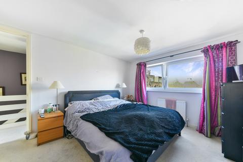 undefined, Garrick Close, SW18