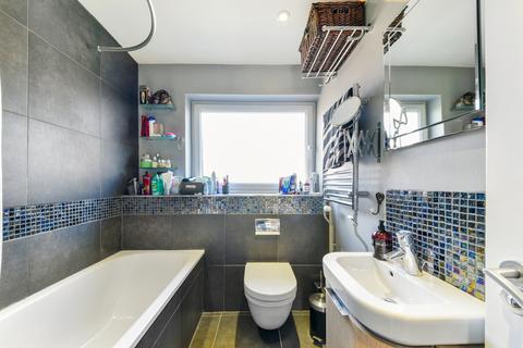 undefined, Garrick Close, SW18