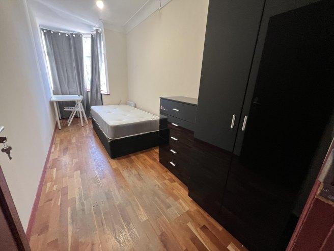 Geary-road-nw10-1hr-1021843