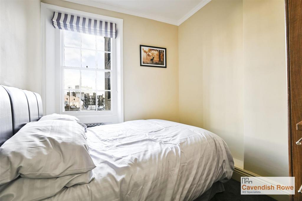 Bedroom .jpg
