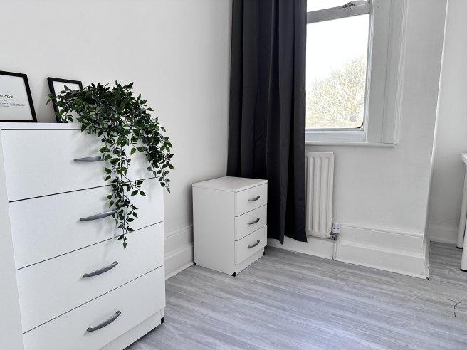 Briar-road-nw2-6ta-1021865