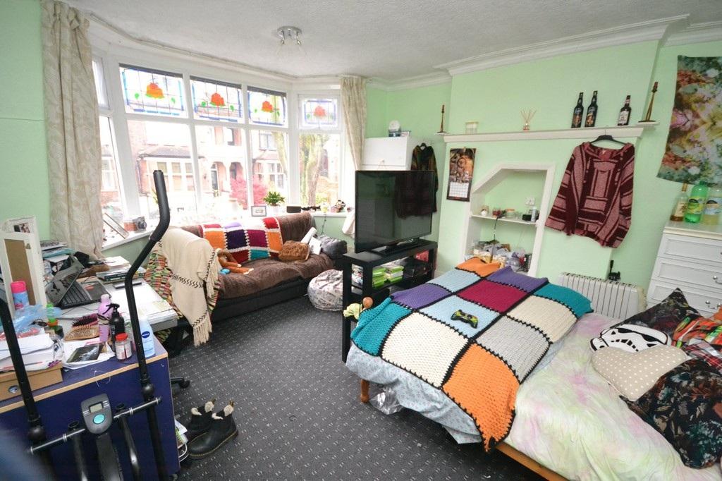 Thorncliffe-road-ng3-5bq-1016053