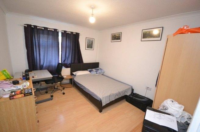 Fleming-gardens-ng11-8rt-1016147
