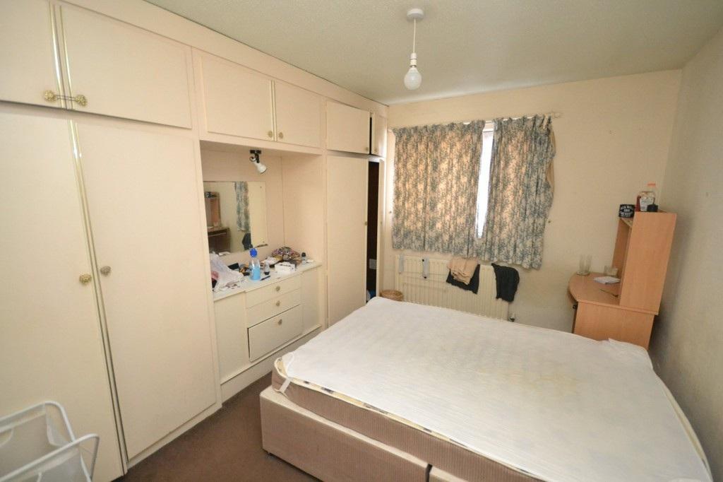 Fleming-gardens-ng11-8rt-1016184