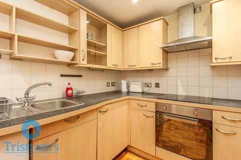 2 bedroom house share to rent, Ropewalk Court
