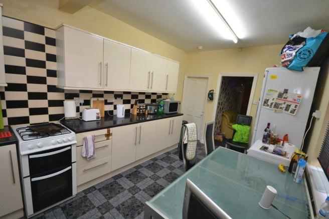 Lenton-boulevard-ng7-2bz-1016337