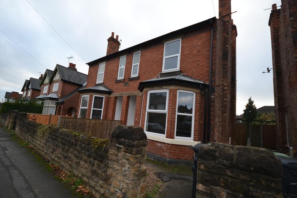 Peveril-road-ng9-2hy-1016570