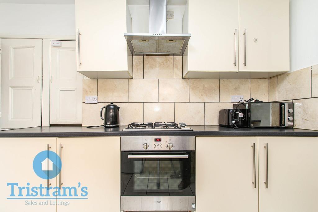 Peveril-road-ng9-2hy-1016582