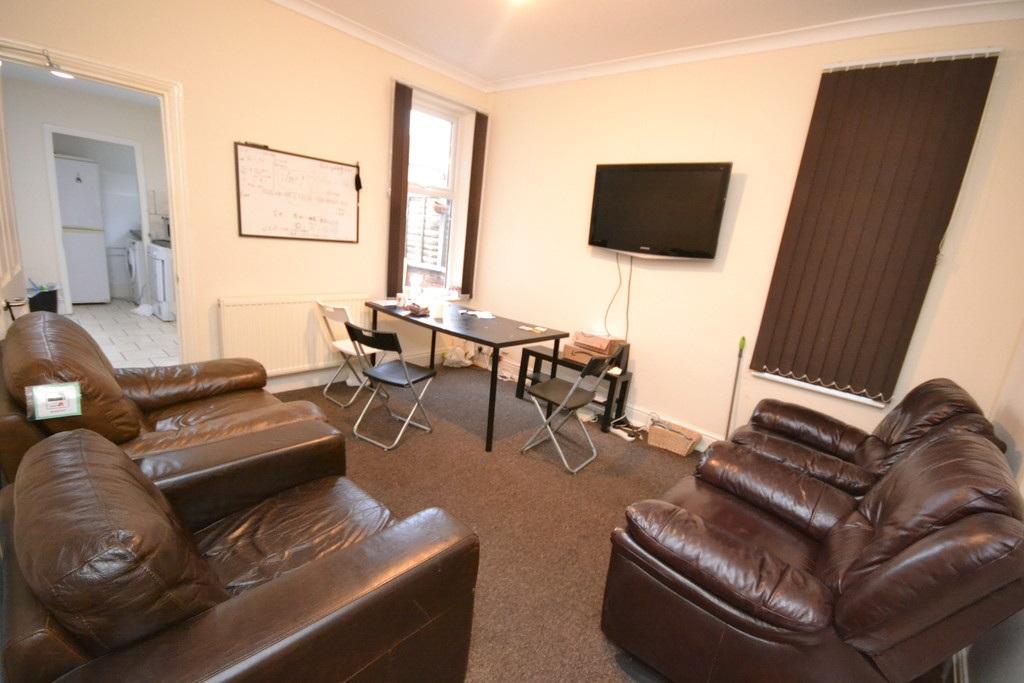 Peveril-road-ng9-2hy-1016579