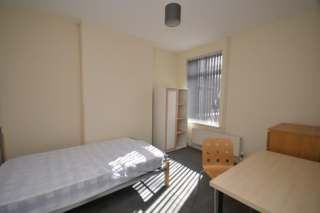 Teversal-avenue-ng7-1py-1016779