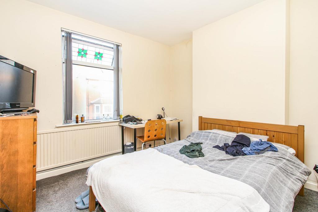 Teversal-avenue-ng7-1py-1016780