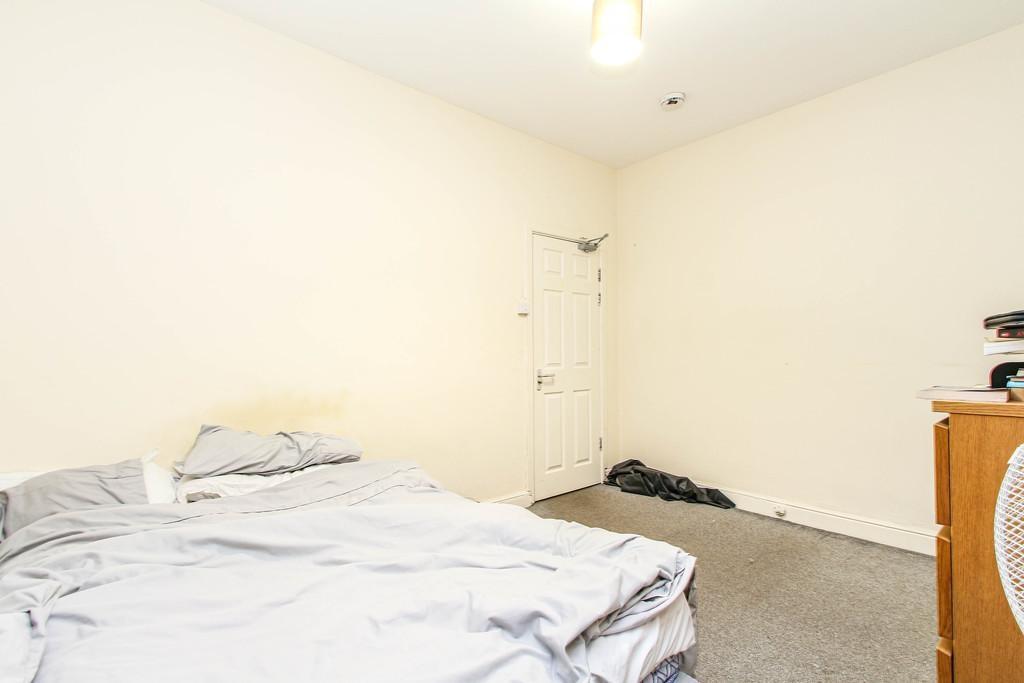 Teversal-avenue-ng7-1py-1016782