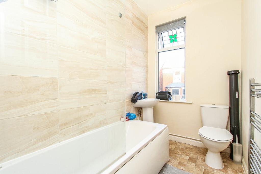 Teversal-avenue-ng7-1py-1016785