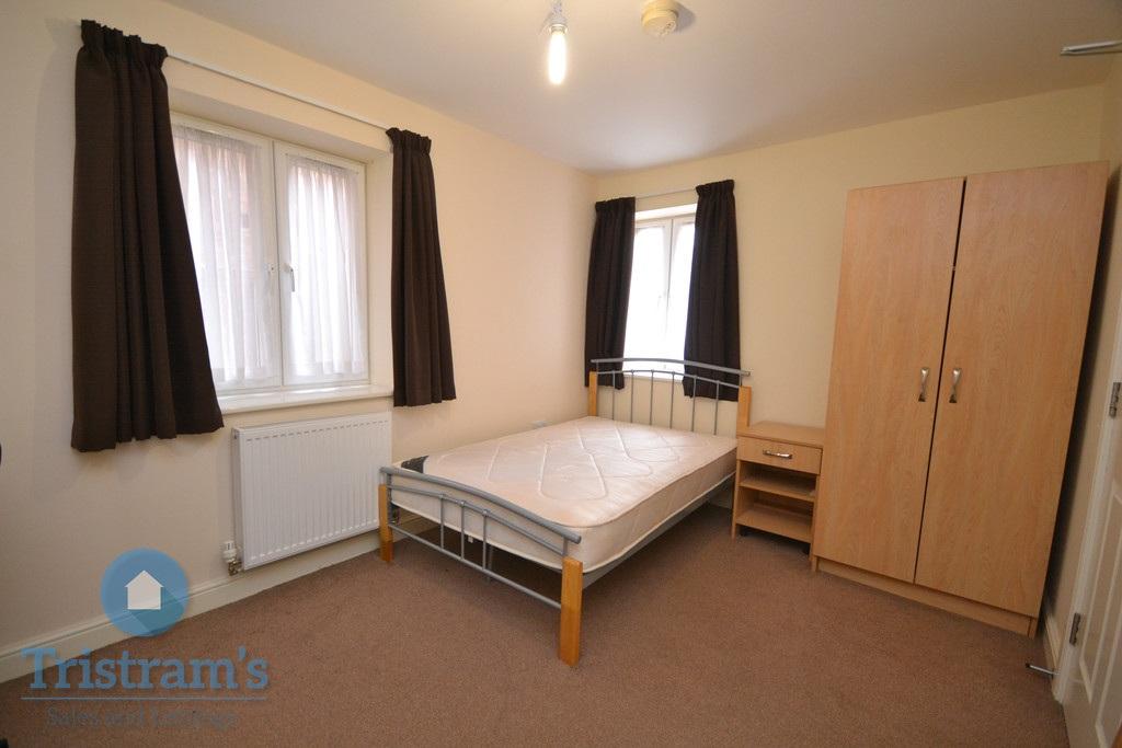 Peveril-road-ng9-2hy-1016834