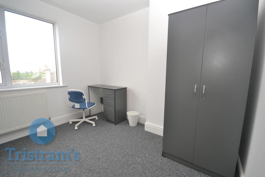 Bramcote-avenue-ng9-4dt-1017292