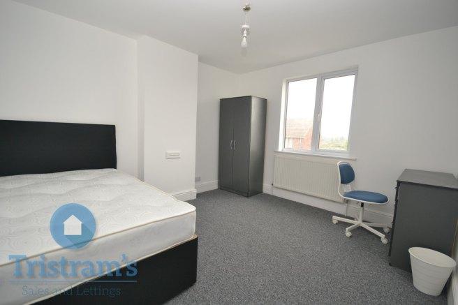 Bramcote-avenue-ng9-4dt-1017293