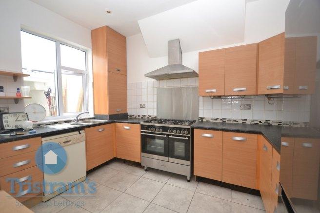 Bramcote-avenue-ng9-4dt-1017282