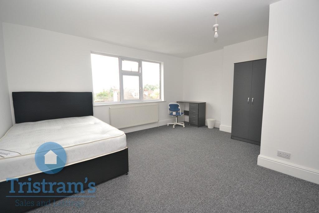 Bramcote-avenue-ng9-4dt-1017289