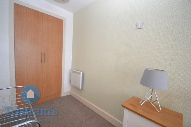 Upper-college-street-ng1-5bj-1017345