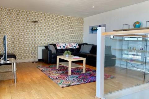 2 bedroom house share to rent, Upper College Street