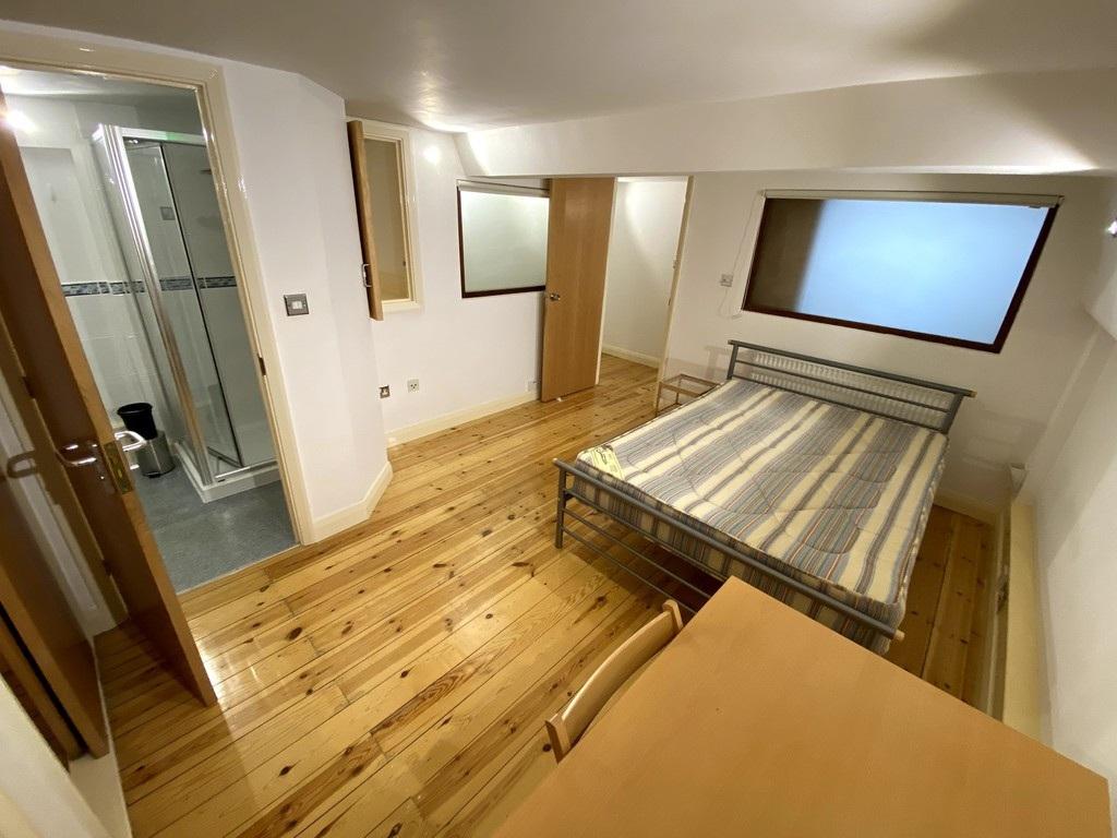 Crusader-house-ng1-3bt-1017418