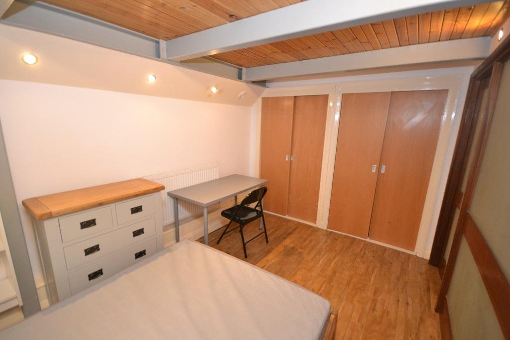 Crusader-house-ng1-3bt-1017421
