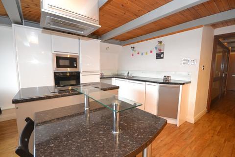 3 bedroom house share to rent, Crusader House