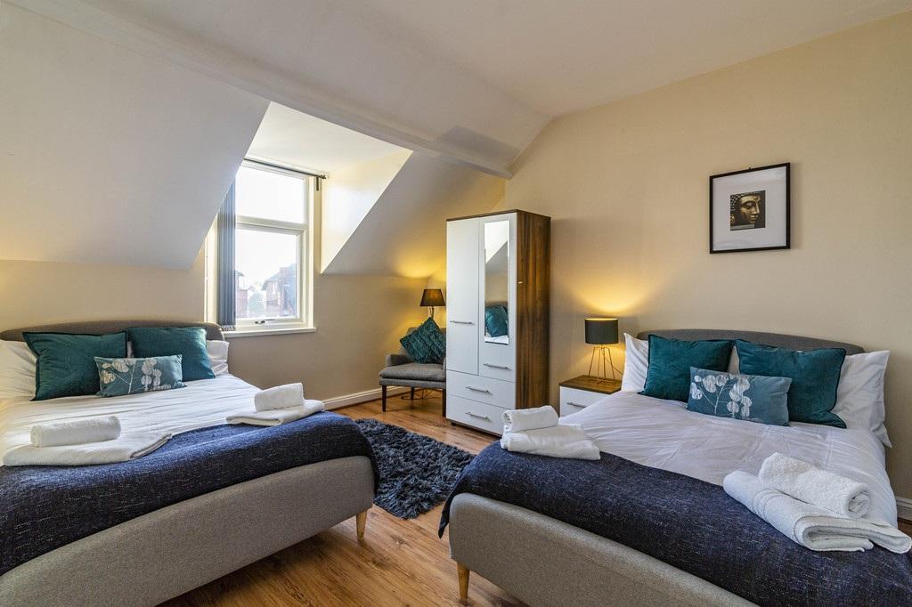 Musters-road-ng2-7pl-1017898