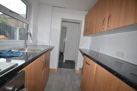 4 bedroom house share to rent, Cloister Street