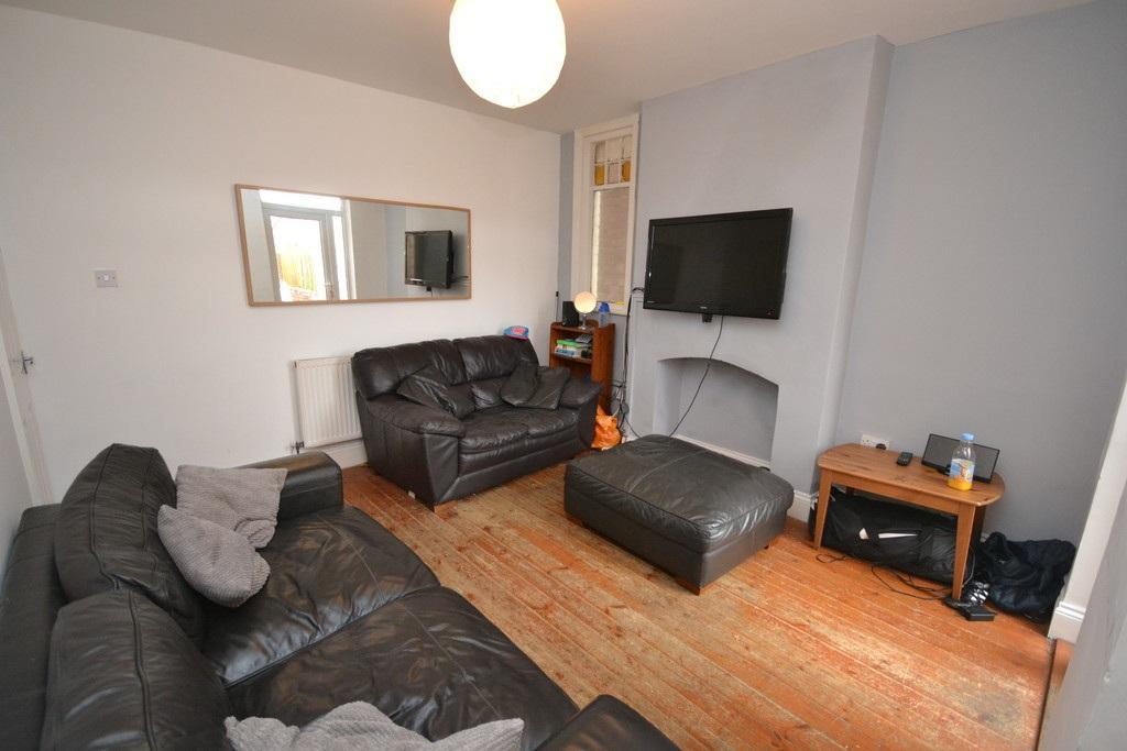 Johnson-road-ng7-2bx-1017962