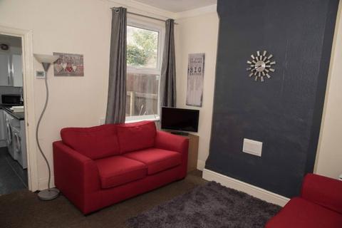 5 bedroom house share to rent, Radcliffe Mount