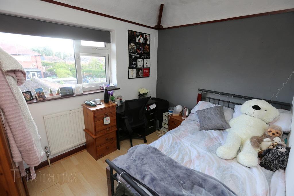 Burrows-crescent-ng9-2qx-1018072