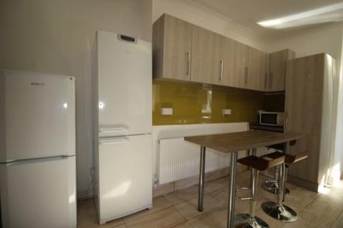 6 bedroom house share to rent, Henry Road
